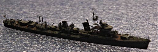 ピットロードの駆逐艦初霜